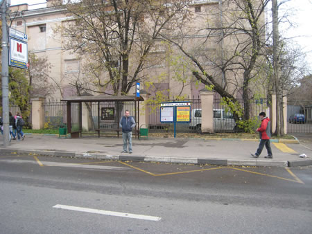 430 Уличный стенд. г. Москва, ул. 1-я Владимирская, д. 5